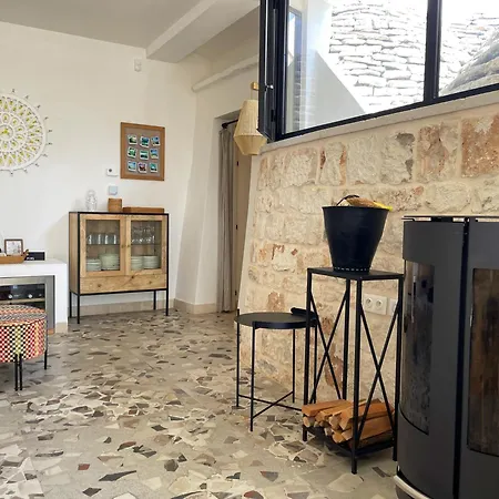 Trullo Panna Fragola - Exclusive Four Bedroom & Private Pool Martina Franca